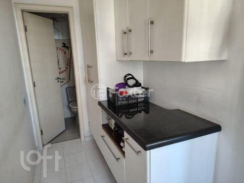 Image 7 - 917747