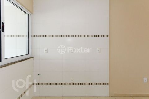 Image 19 - 917749