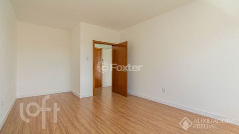 Image 17 - 917755