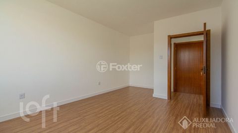 Image 16 - 917755