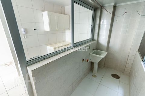 Image 11 - 917759