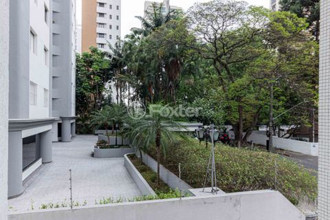 Image 15 - 917768