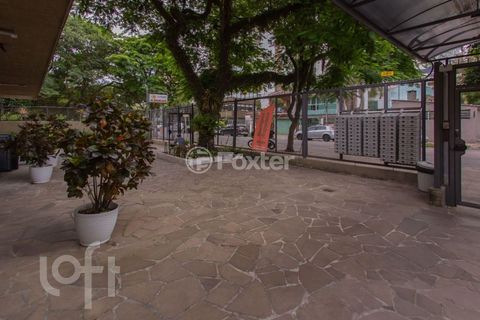Image 5 - 917782