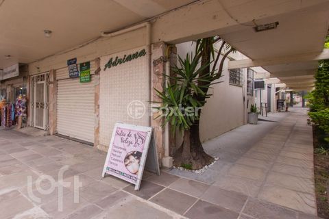 Image 9 - 917782