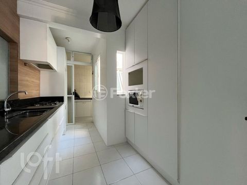 Image 10 - 917792