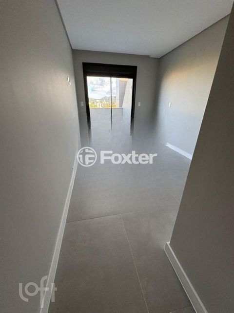 Image 3 - 917795