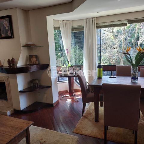 Image 3 - 917800