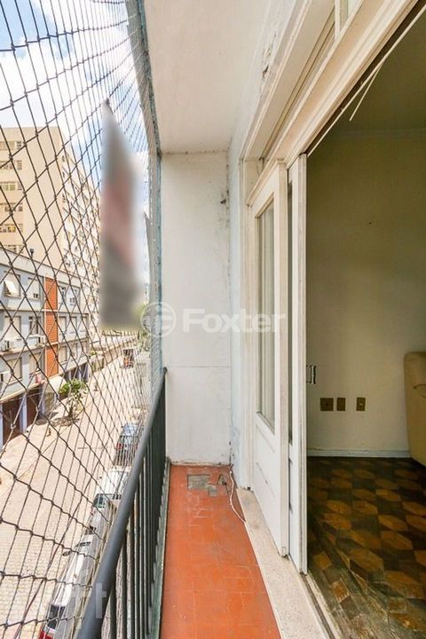 Image 4 - 917801