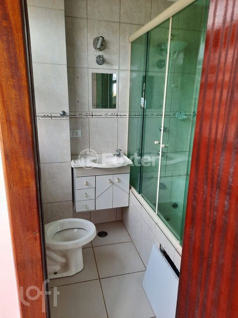 Image 7 - 917804