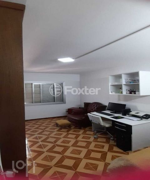 Image 15 - 917830