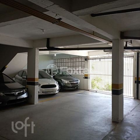 Image 10 - 917832