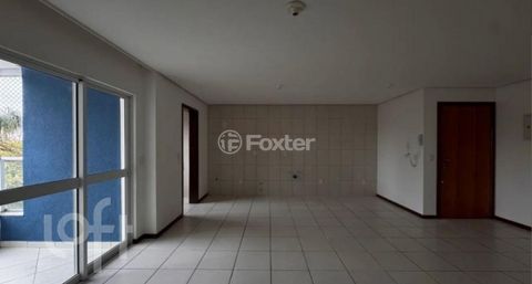 Image 1 - 917839