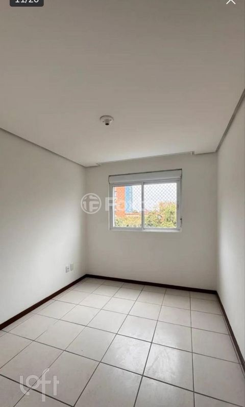 Image 10 - 917839