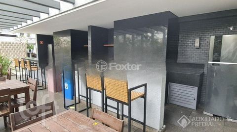 Image 5 - 917843