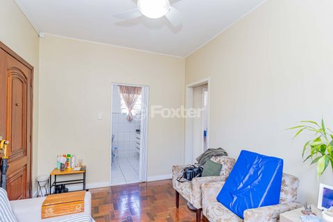 Image 4 - 917853