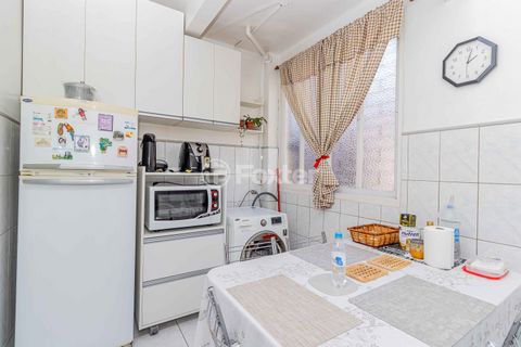 Image 19 - 917853