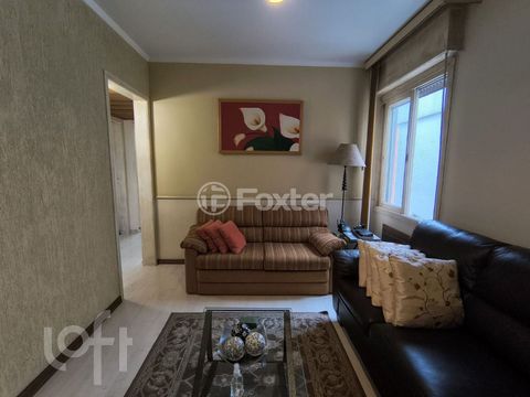 Image 8 - 917858
