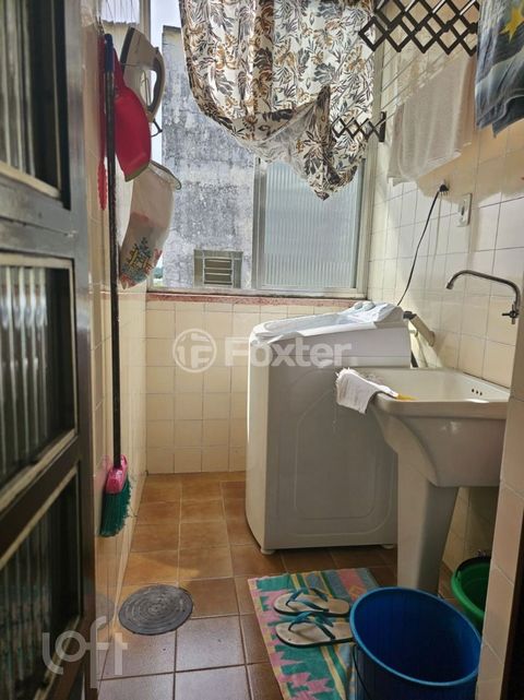 Image 8 - 917903