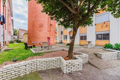Image 17 - 917930