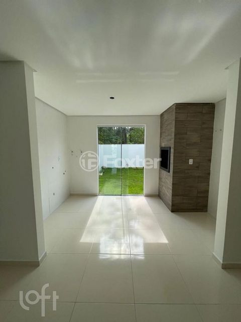 Image 7 - 917949