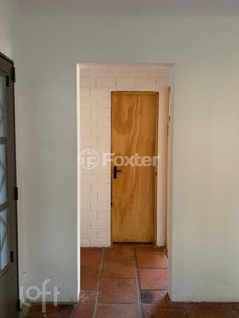 Image 17 - 917960
