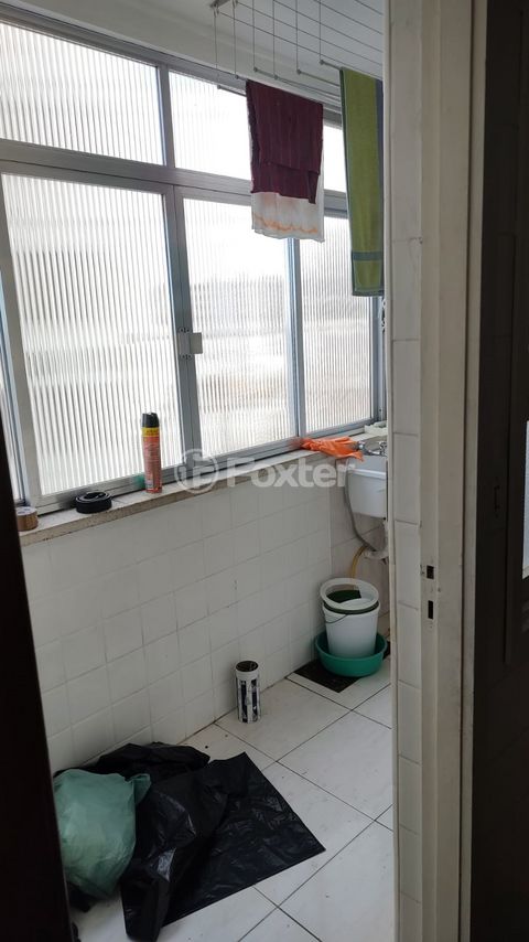 Image 9 - 917973