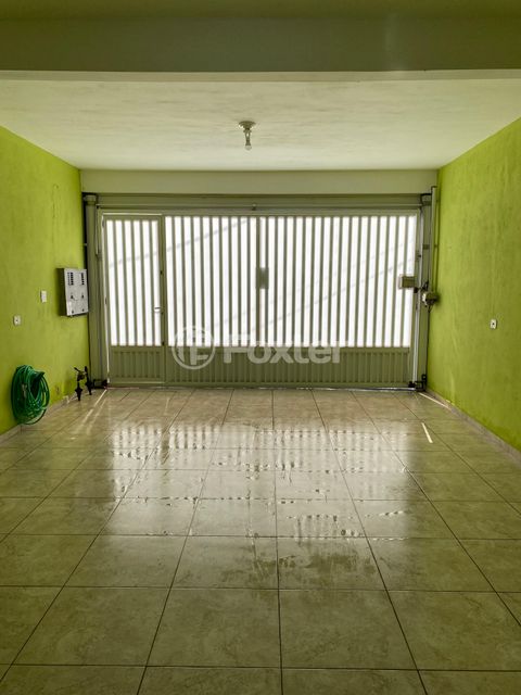 Image 1 - 917982