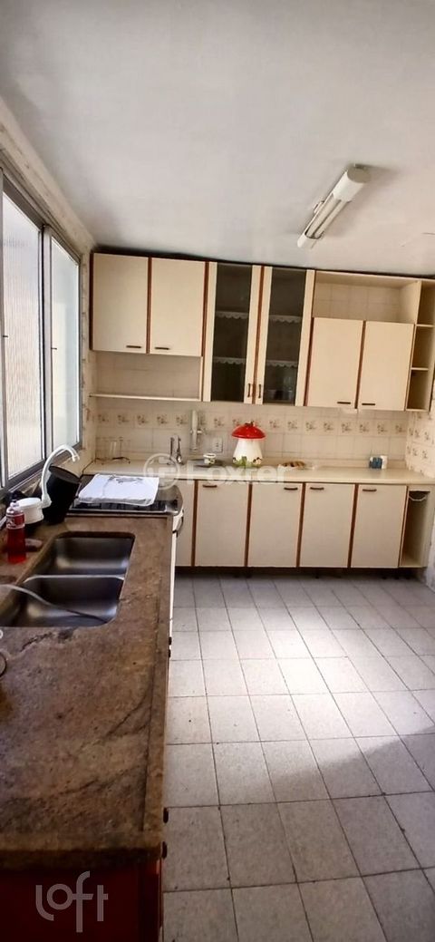 Image 7 - 917986