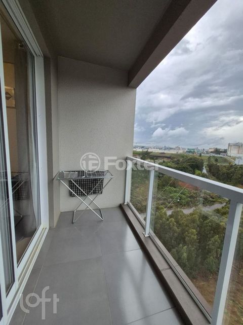 Image 5 - 917996