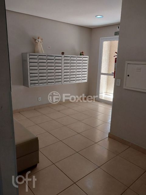 Image 11 - 918031