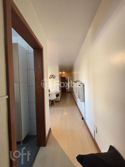 Image 19 - 918038