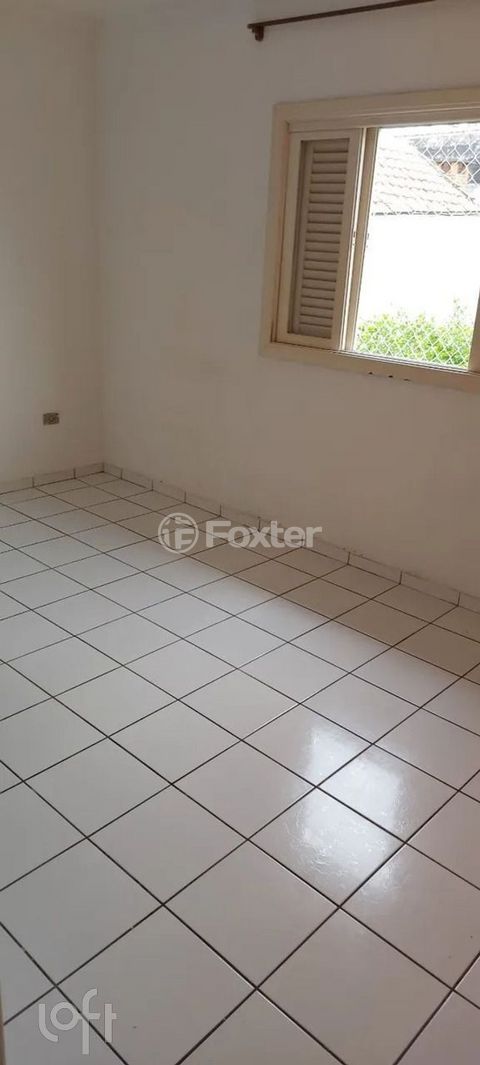 Image 3 - 918059