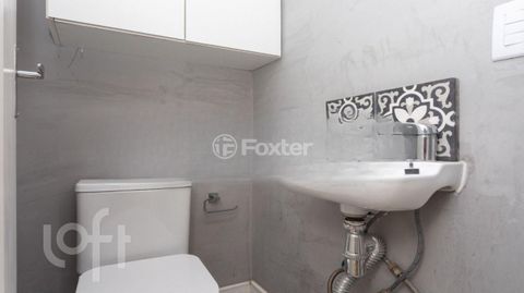 Image 19 - 918066