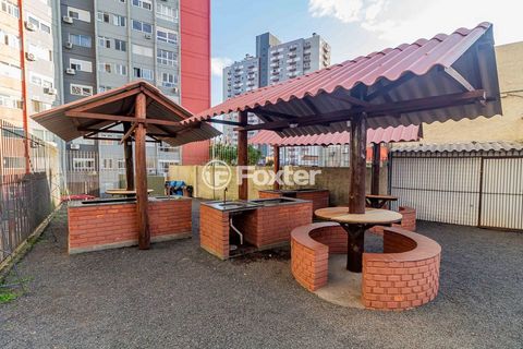 Image 5 - 918077