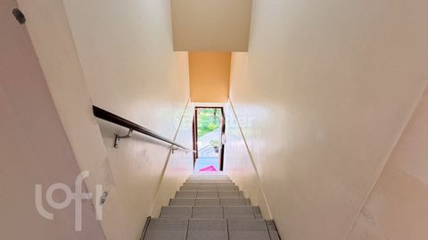 Image 17 - 918113