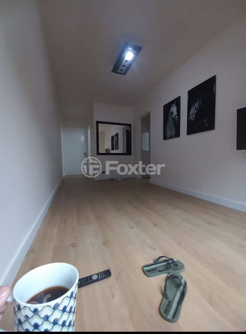 Image 4 - 918126