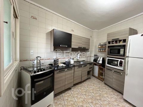 Image 3 - 918129