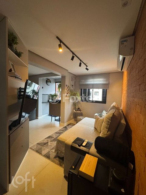 Image 7 - 918141