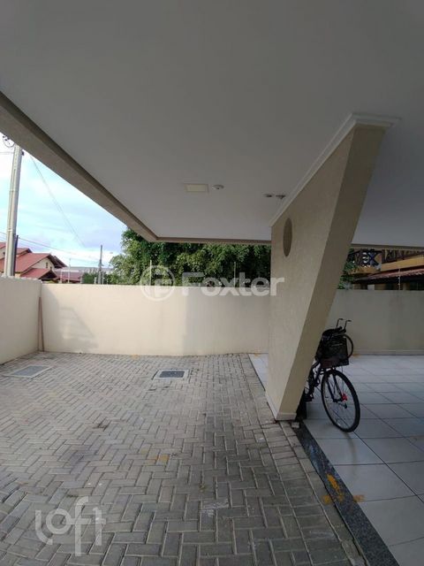 Image 10 - 918168