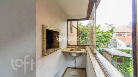 Image 1 - 918179