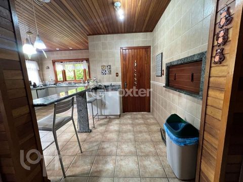 Image 7 - 918212