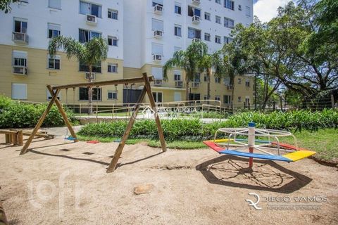 Image 16 - 918215
