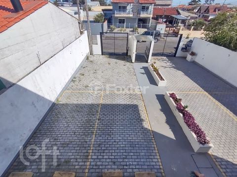 Image 4 - 918223