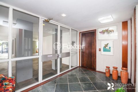 Image 1 - 918238