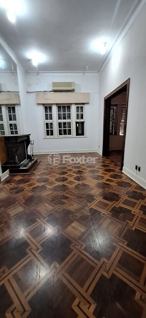 Image 3 - 918259