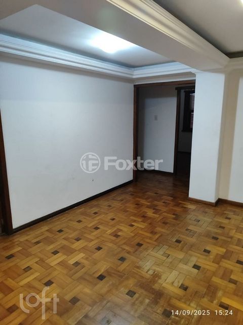 Image 8 - 918268