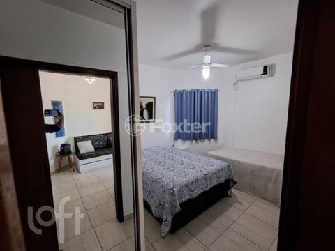 Image 7 - 918282
