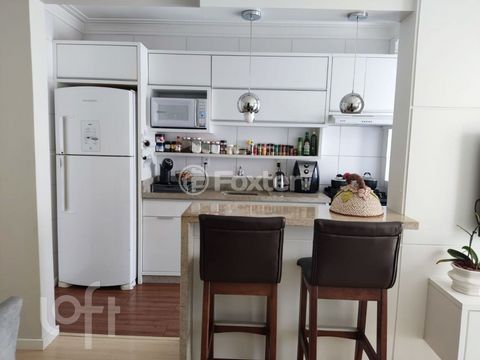Image 4 - 918283
