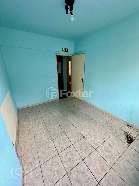 Image 3 - 918309
