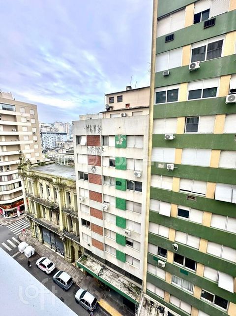 Image 13 - 918309